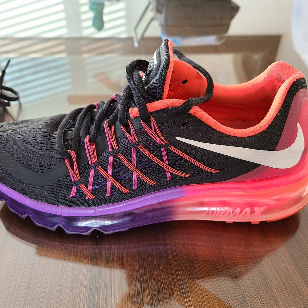 Nike Women's Air Max 2015 Running Shoes